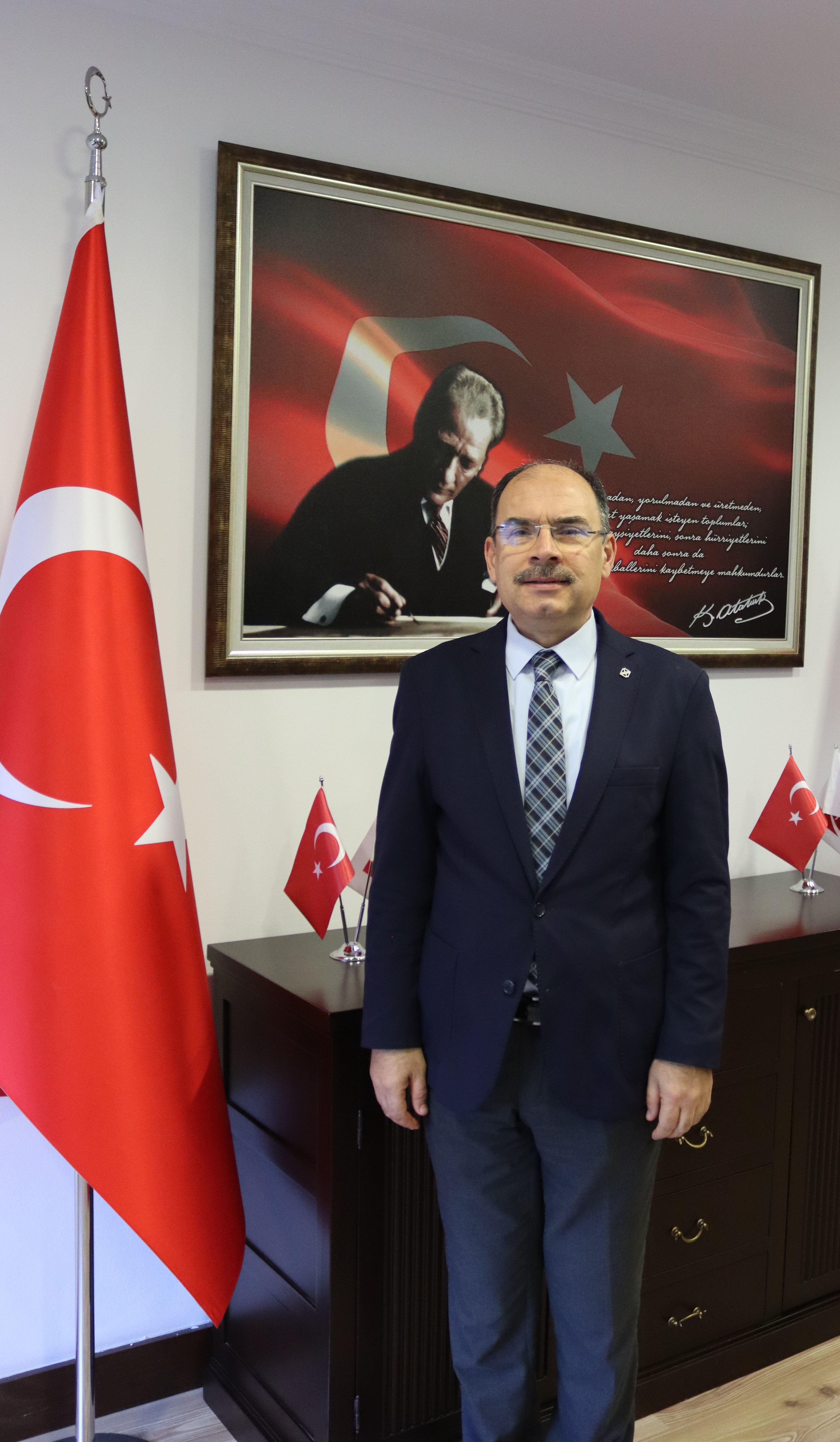 Prof. Dr. M. Fatih UŞAN